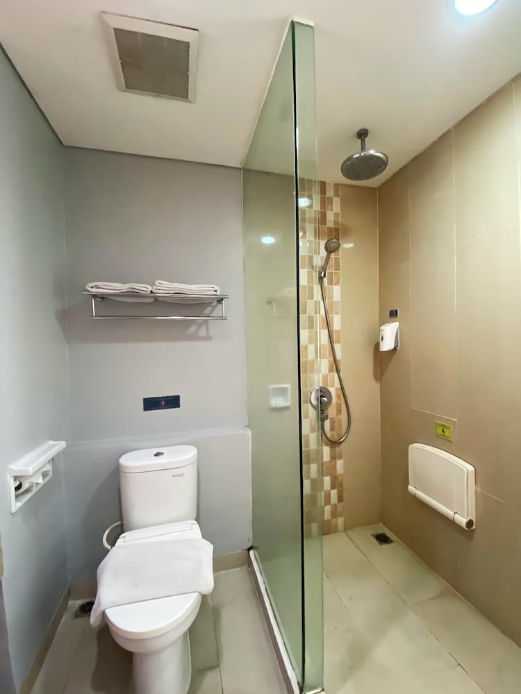 Shakti Hotel 47/50