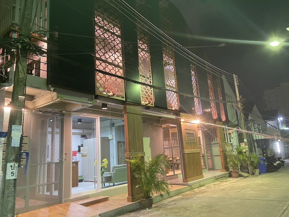 The Way Patong Hotel 5/50
