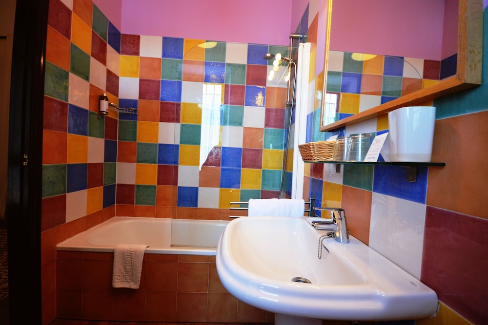 Casa de Los Azulejos 59/69