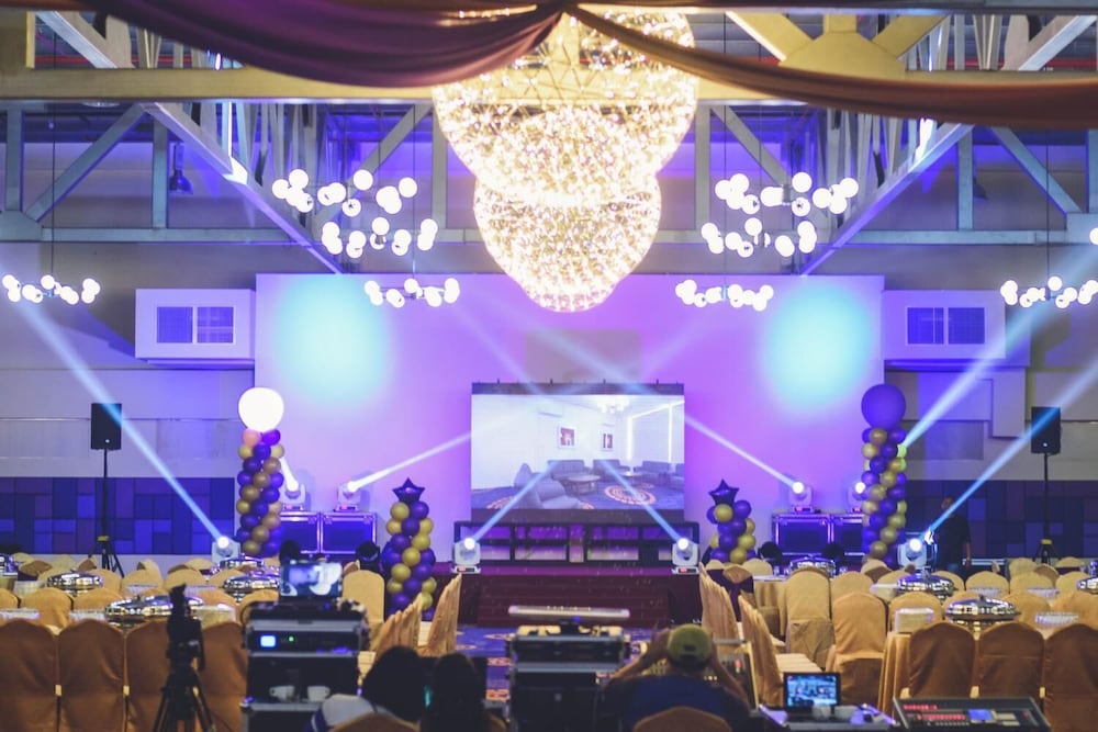 Aman Hills Hotel 20/40