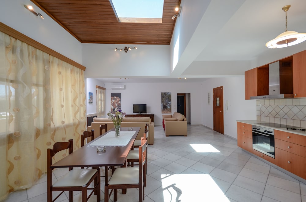 Naxos Cottage 21/50