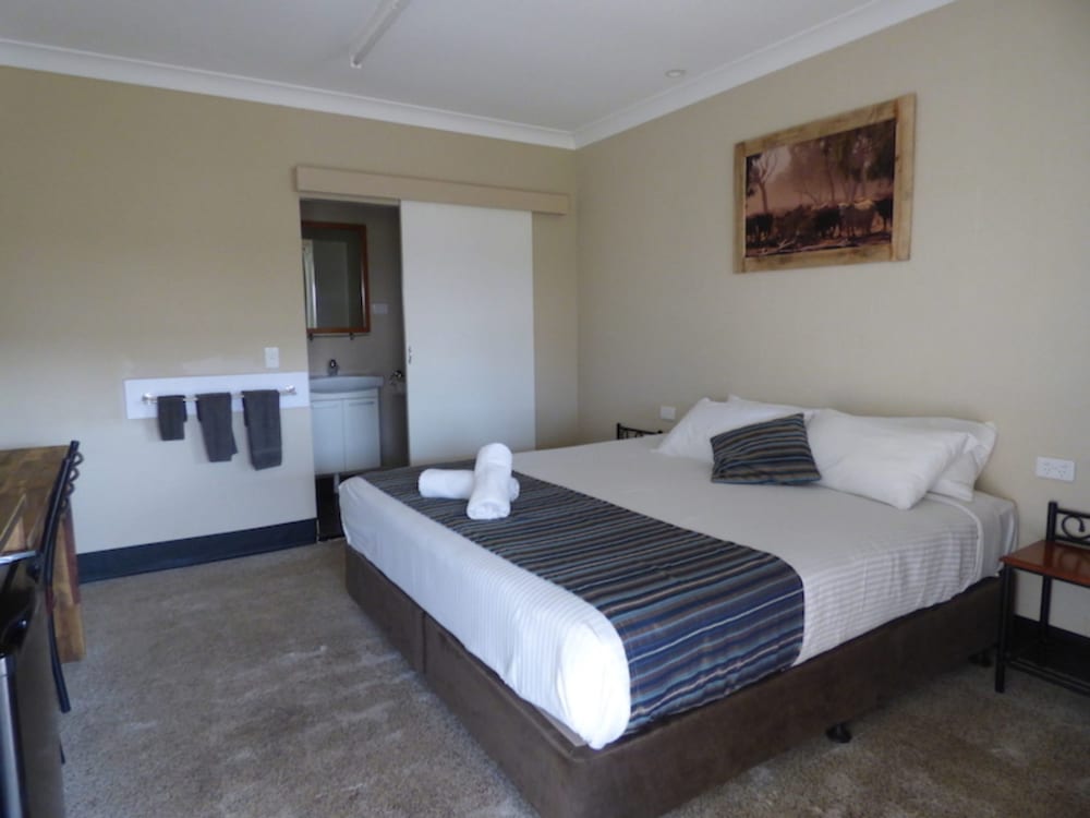 Beagle Hotel 15/42