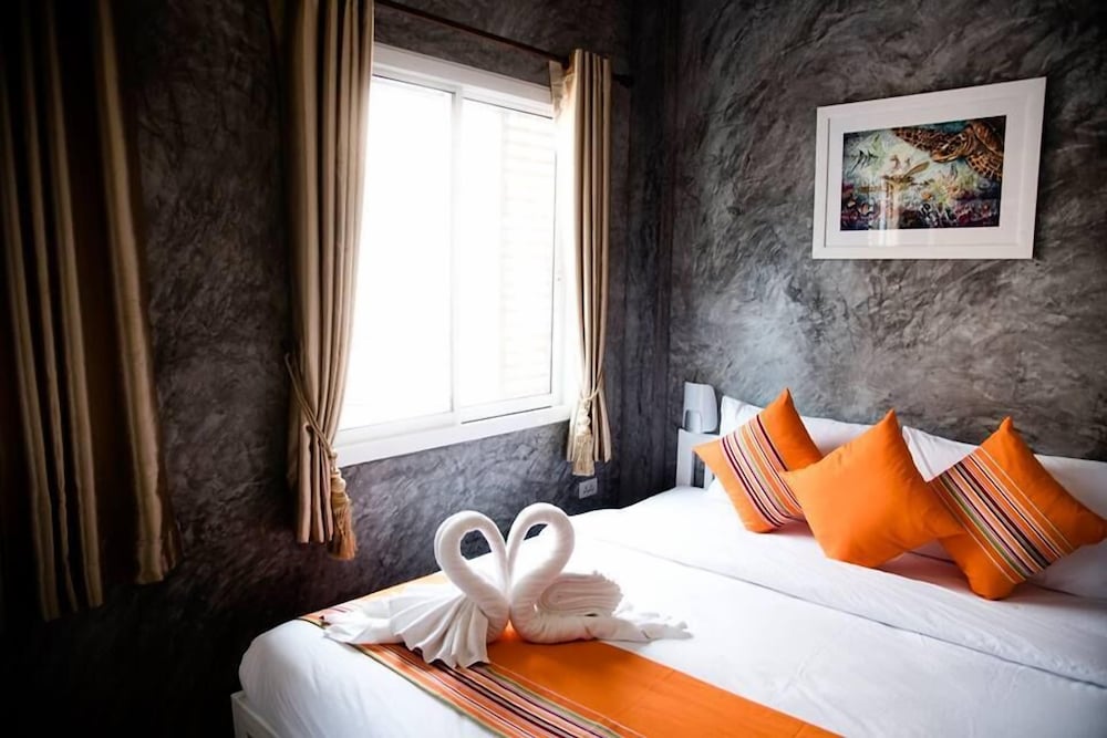 Ban S Avenue Guest House 3/26