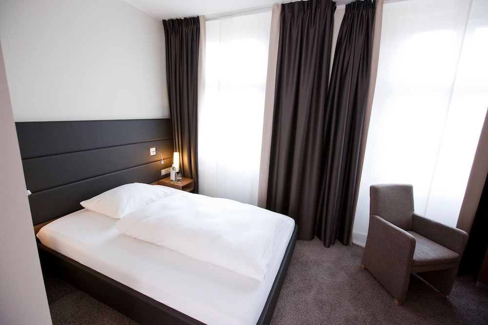 HOTEL GRAFRATHER HOF 12/49