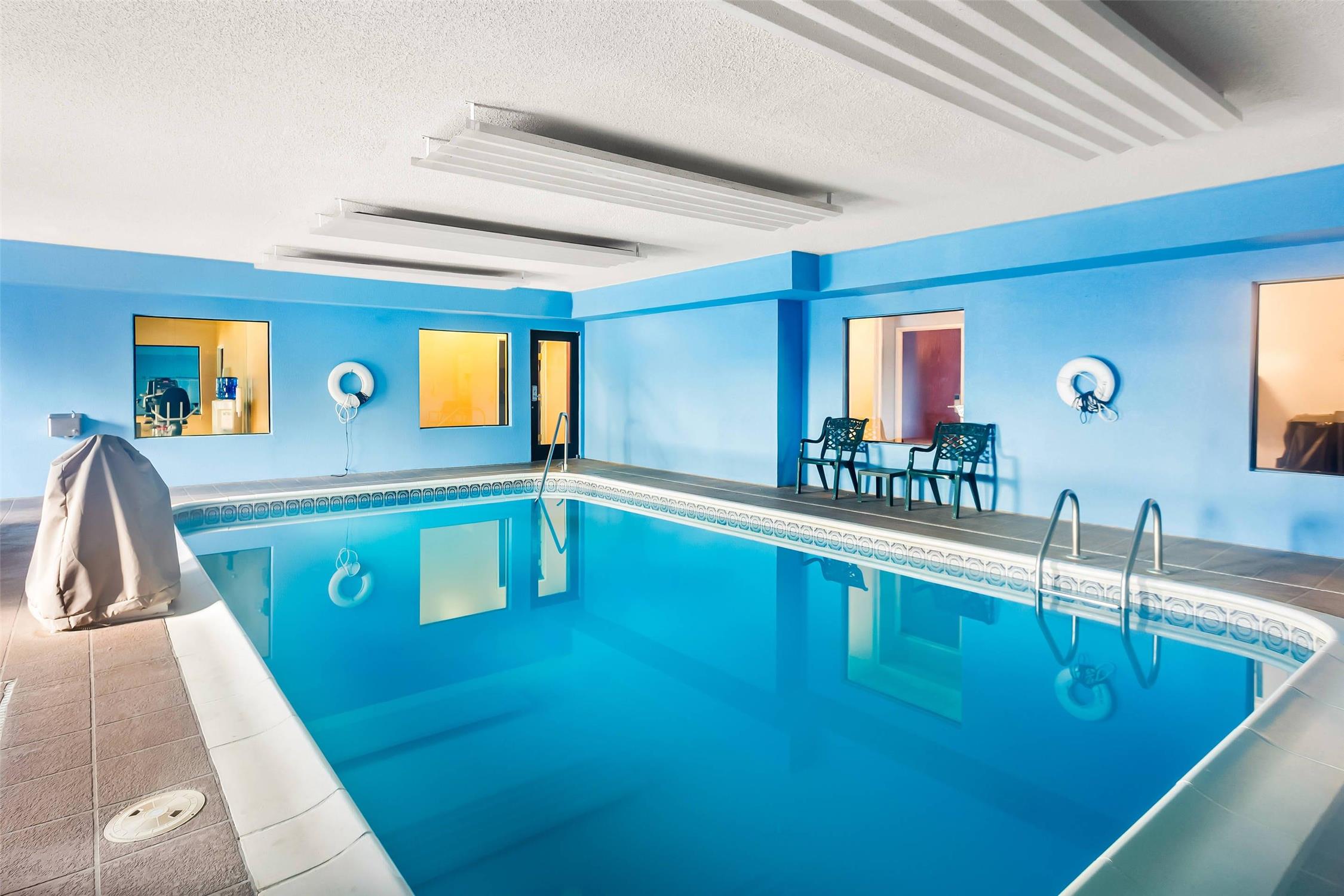Quality Inn and Suites Niles 18/27