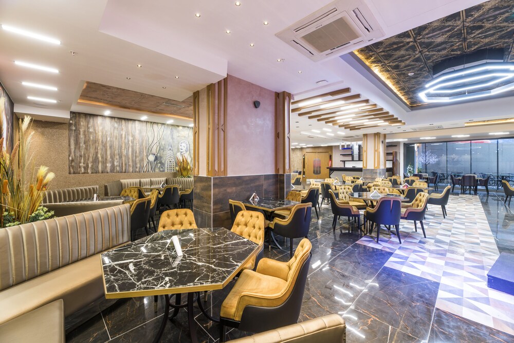 Classy Suite Taksim 38/50