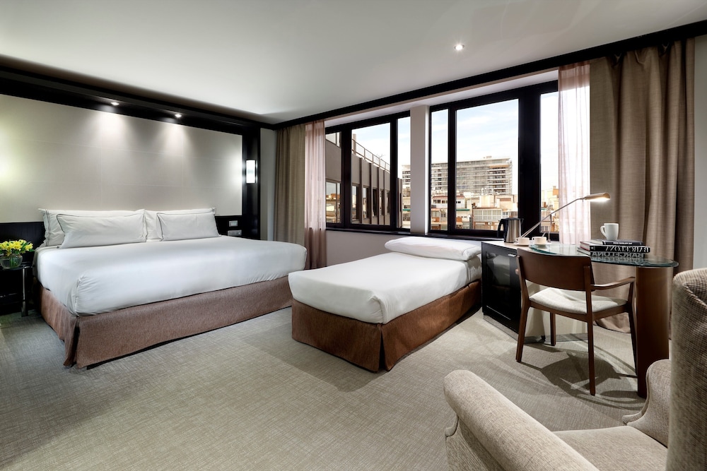 MELIA BARCELONA SARRIA 24/63