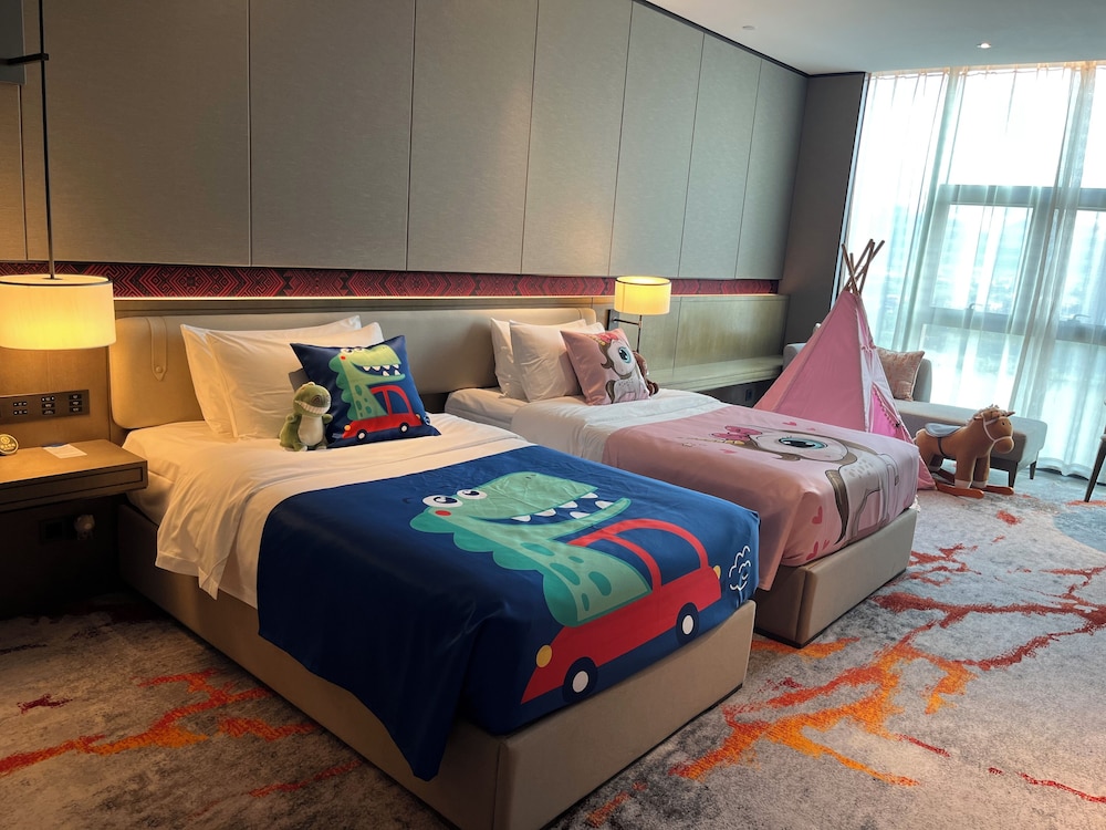 Wyndham Nanning Binyang 6/50