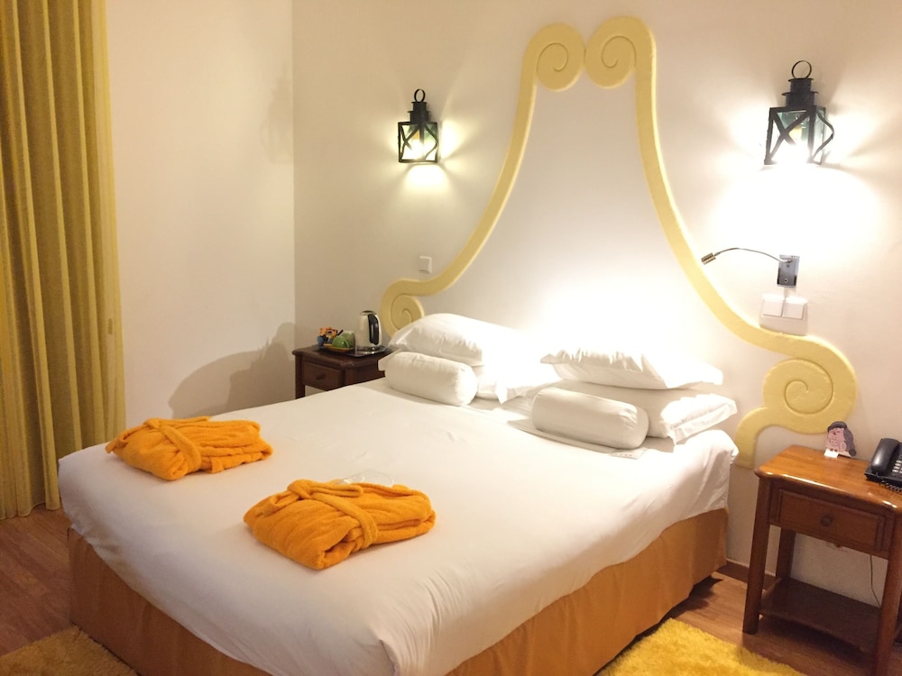 Hotel Dom Vasco 41/87
