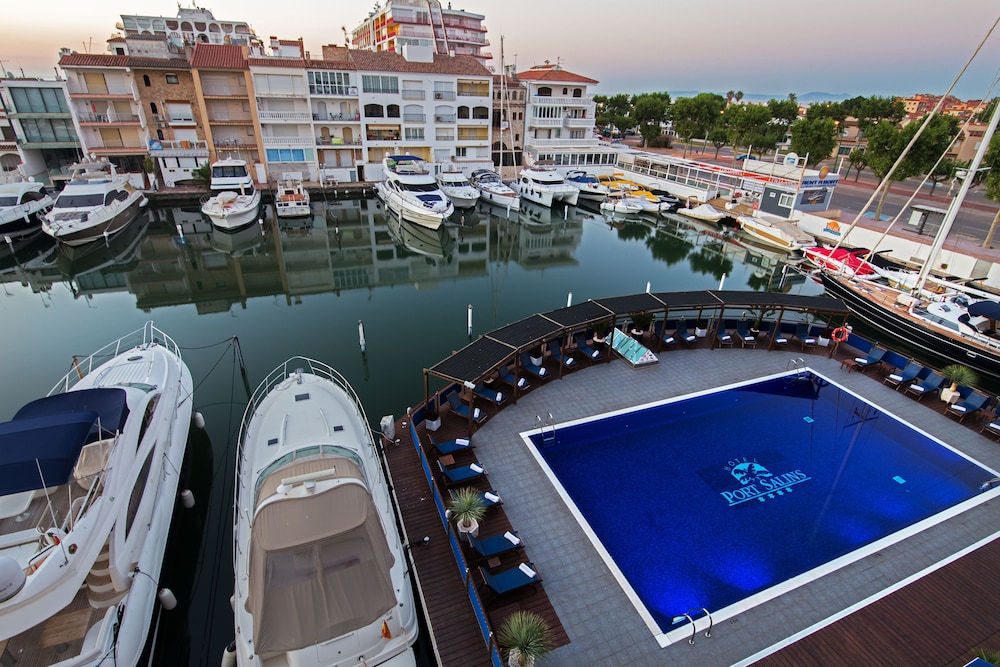 Hotel Port Salins 40/65