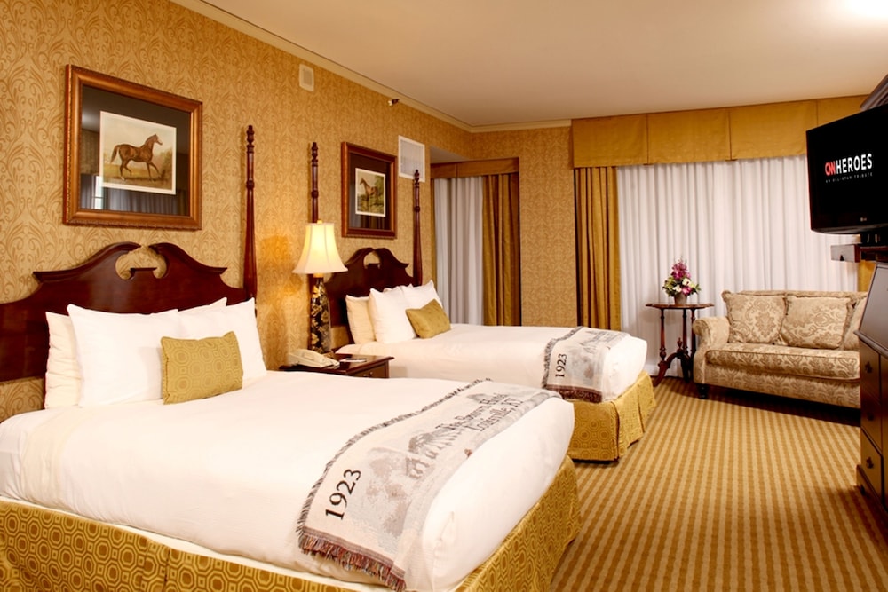 The Brown Hotel 22/61