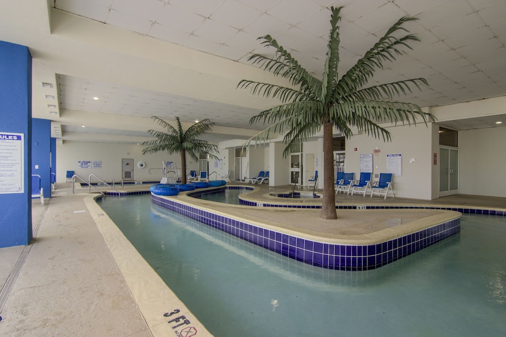 Sandy Beach Oceanfront Resort 21/50