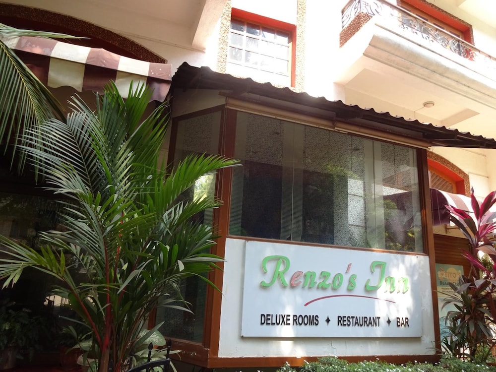 Renzo's Inn 8/50