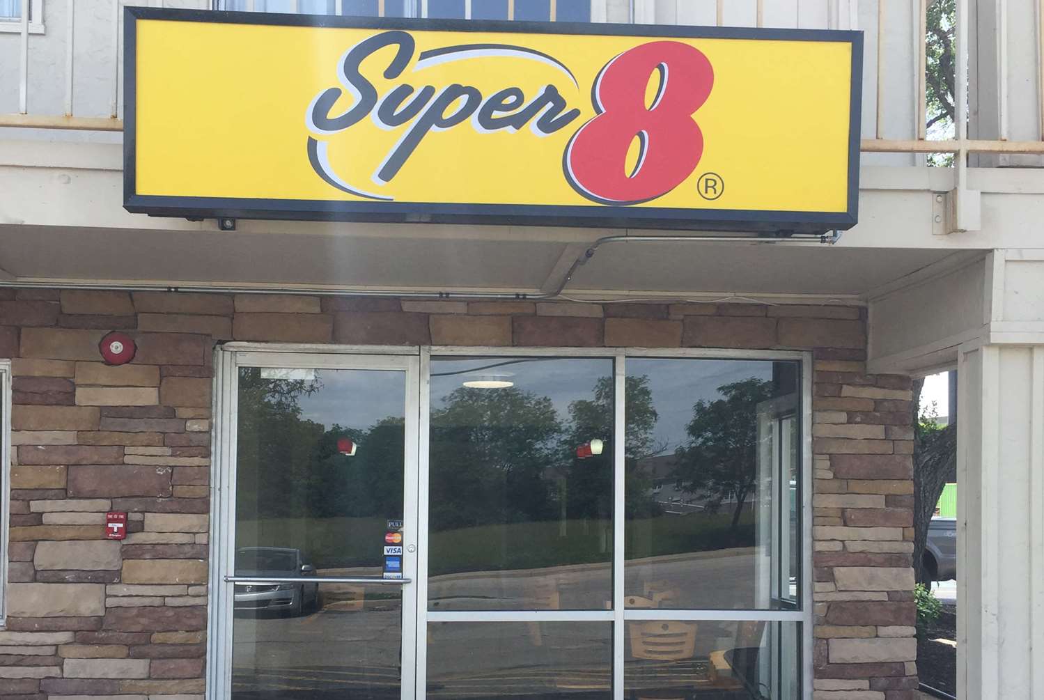 Super 8 By Wyndham Florence 2/27