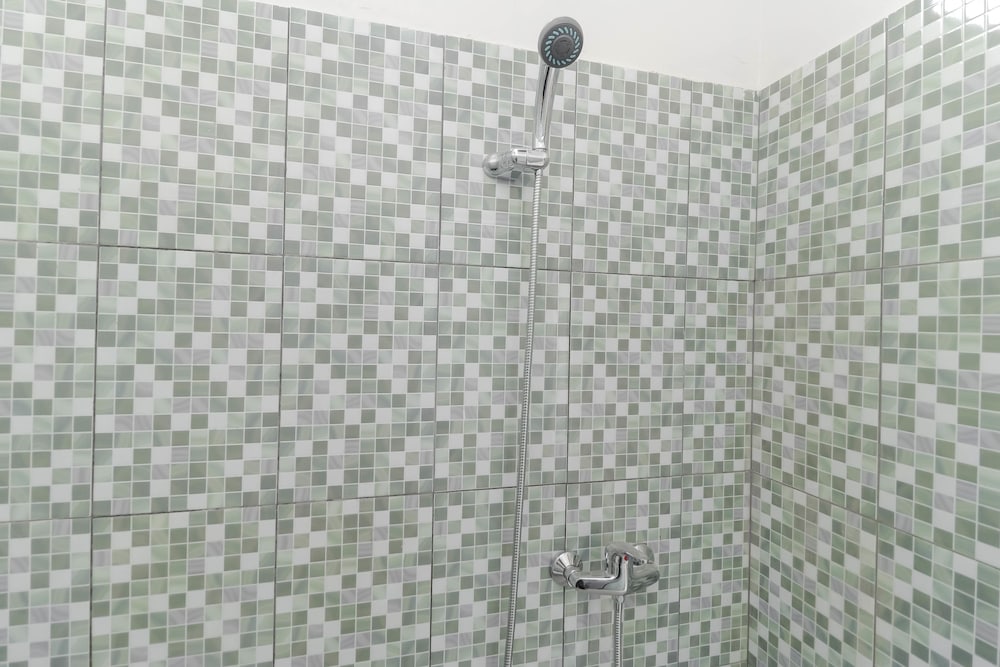 Reddoorz Plus Near Palembang Square Mall 28/33