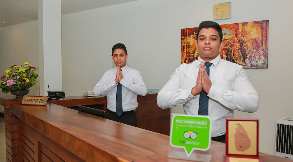 Senani Hotel 20/37
