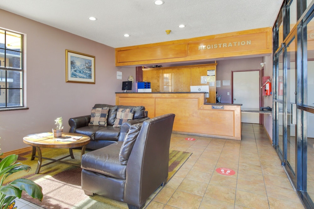 OYO Hotel Ingleside TX 31/40