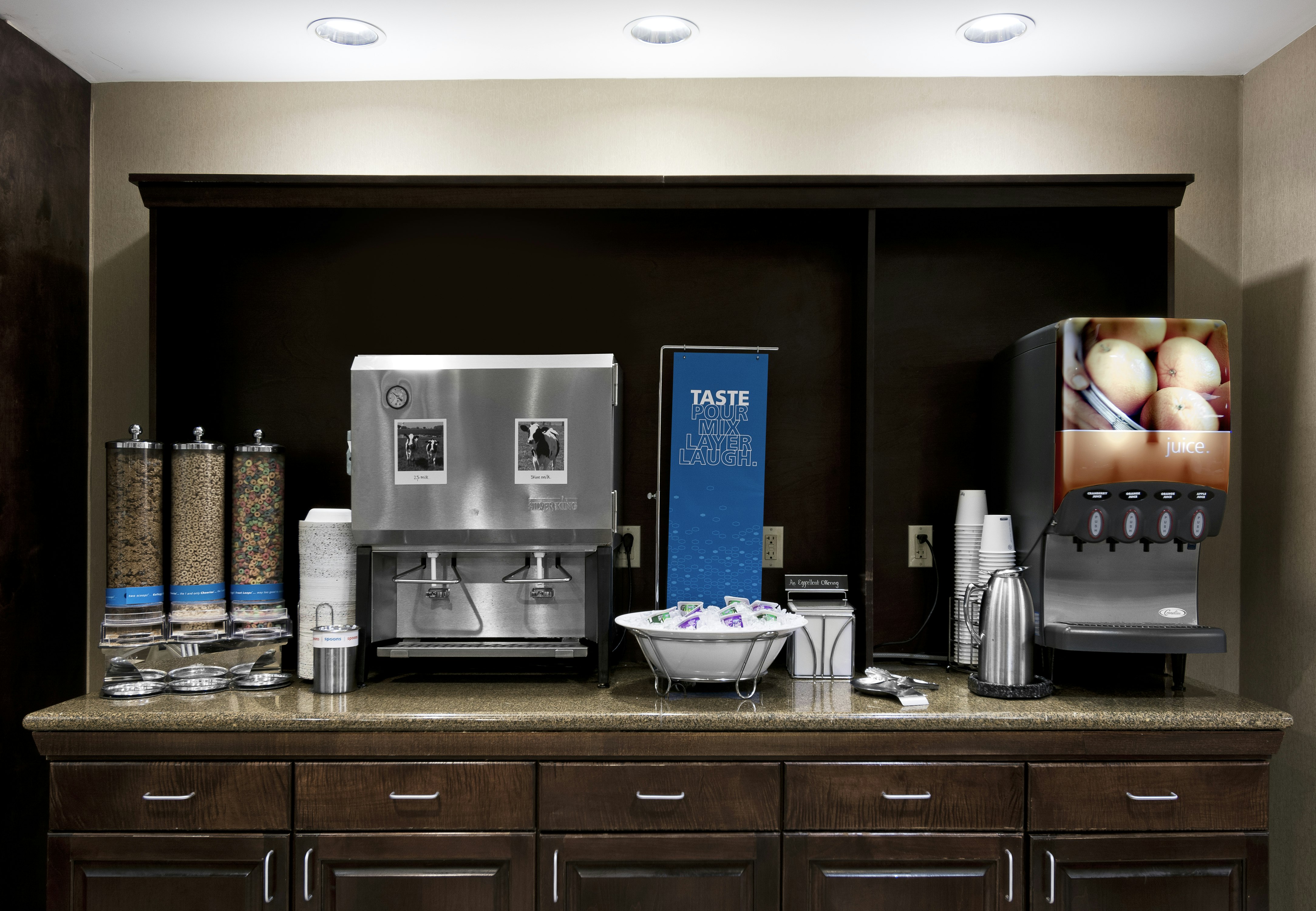 Hampton Inn Statesville 33/72