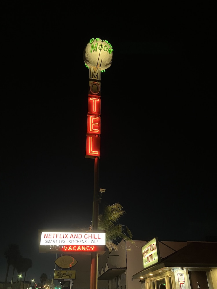 Desert Moon Motel 8/63