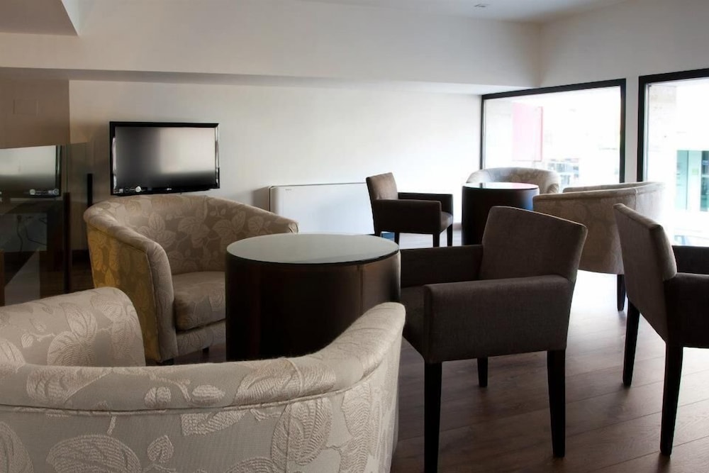 HOTEL PALOMA 34/37