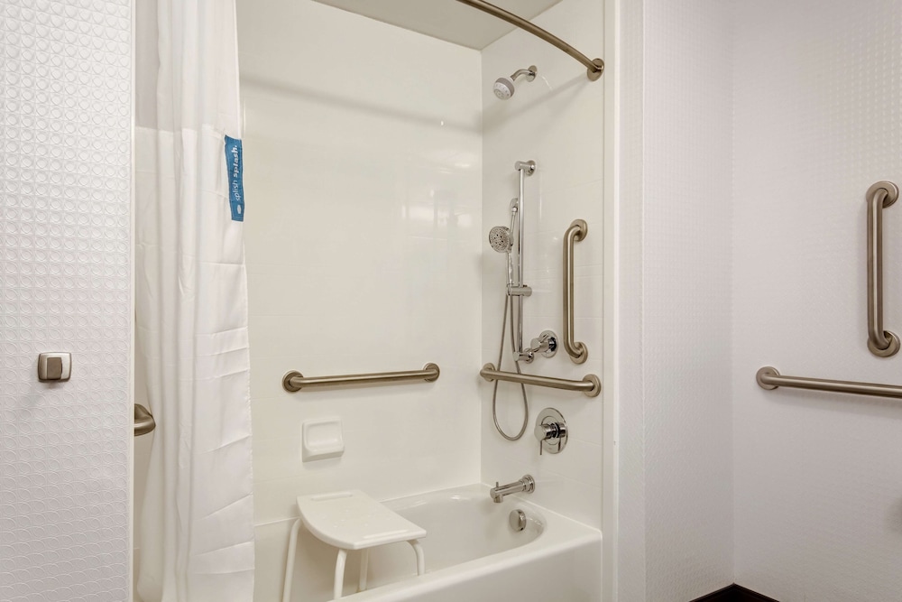 Hampton Inn St. Louis Wentzville MO 31/57