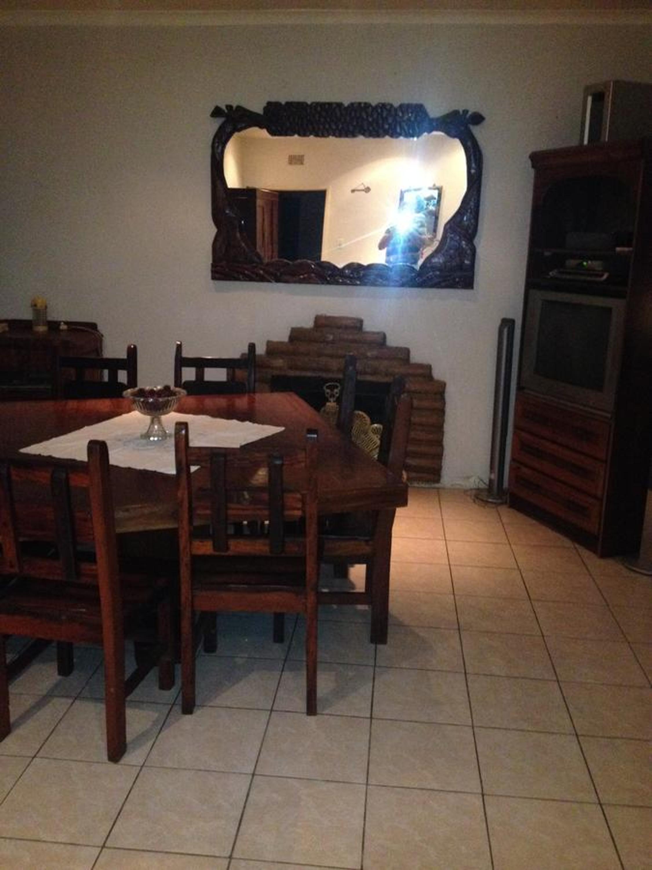Pilot Inn Accommodation 12/26