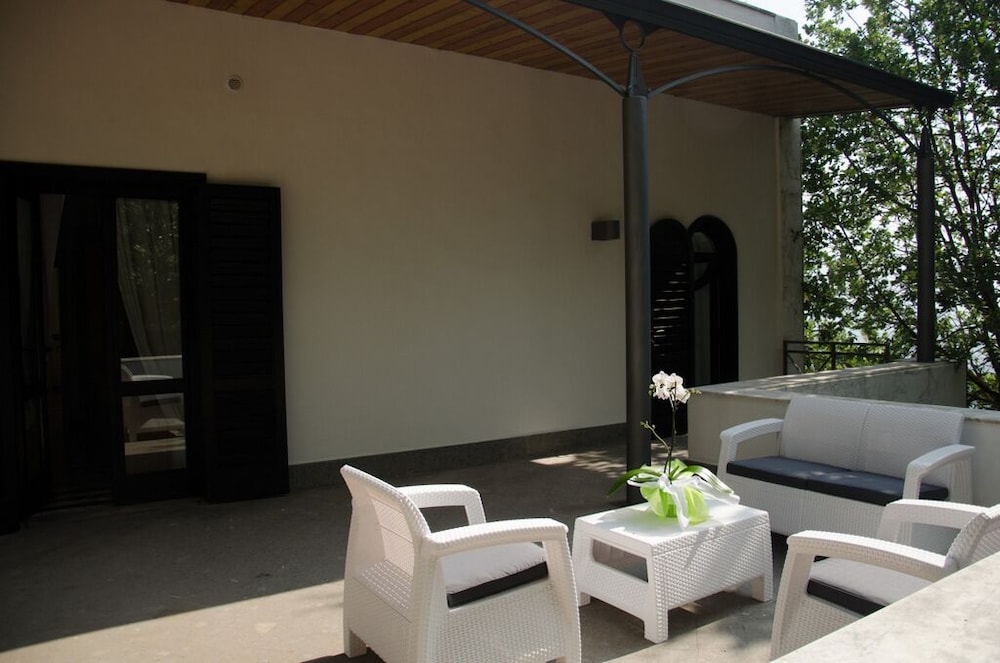 B and B Villa La Ventana 42/50
