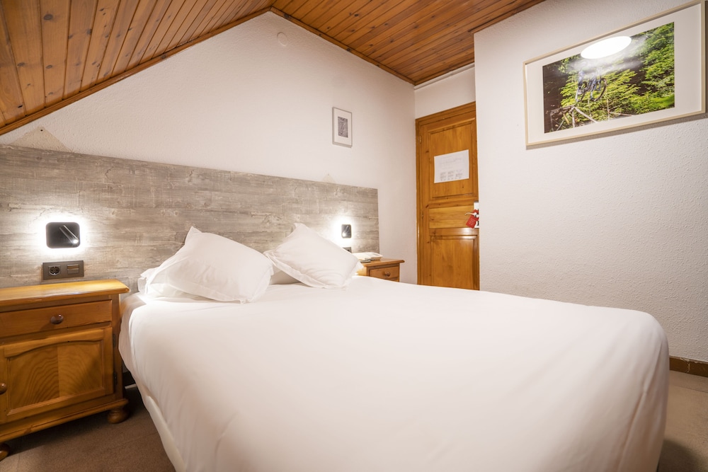 Hotel Pena 25/50