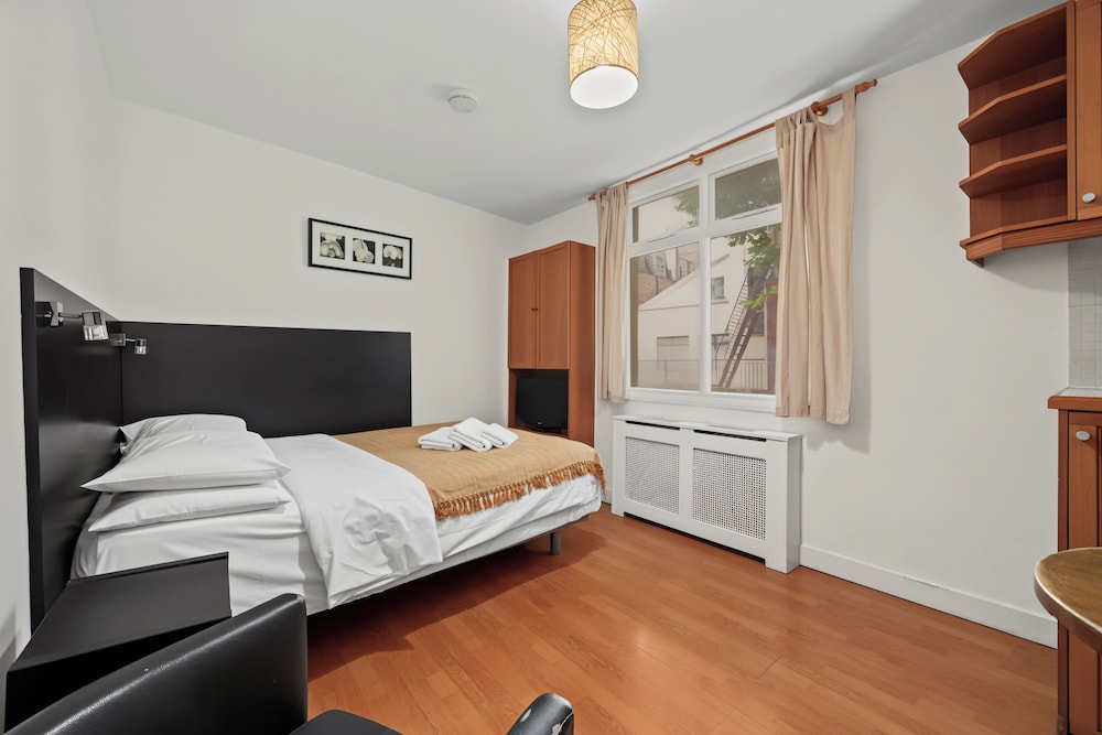 Serviced Studios2Let 19/78