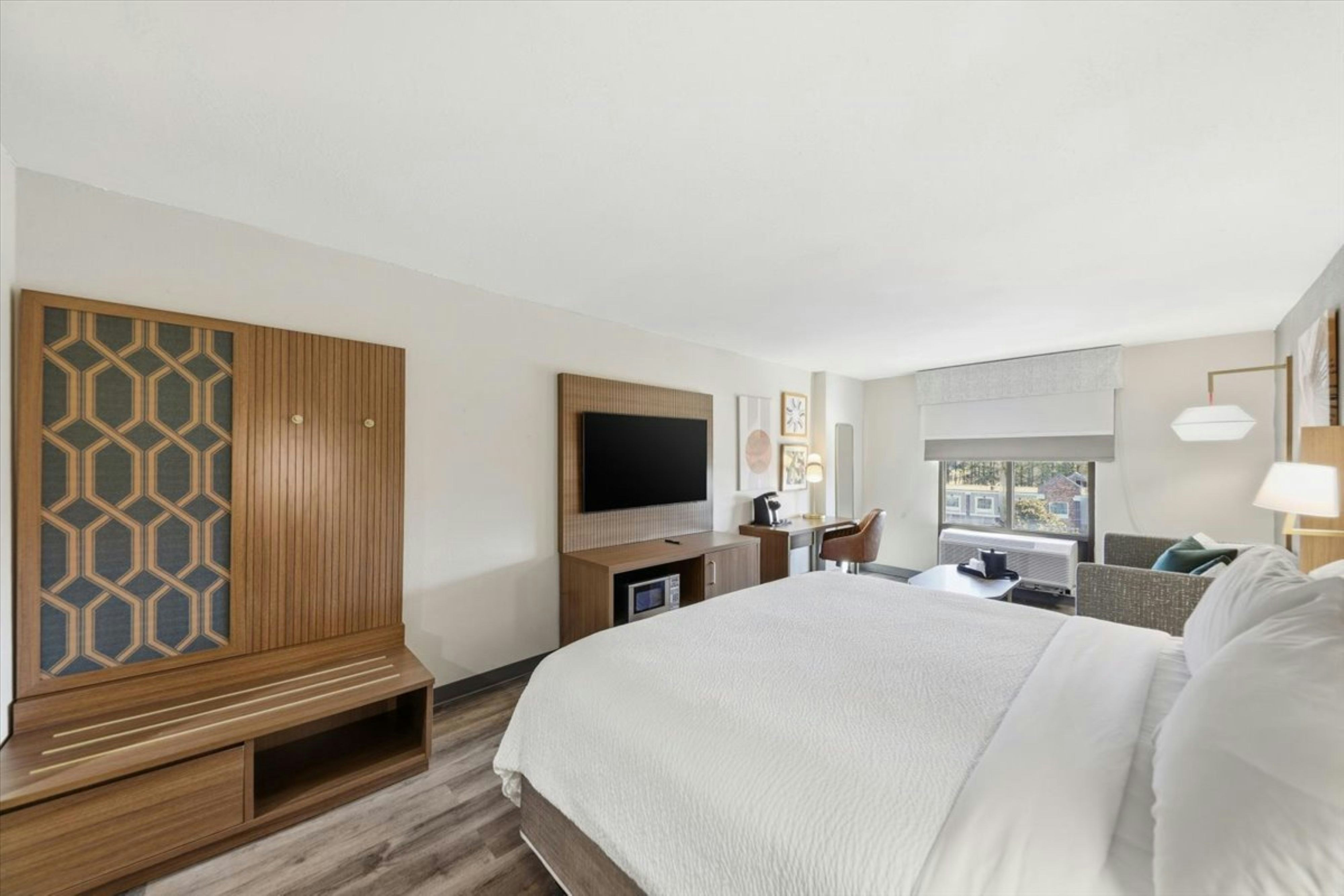 Holiday Inn Atlanta Northlake 17/38