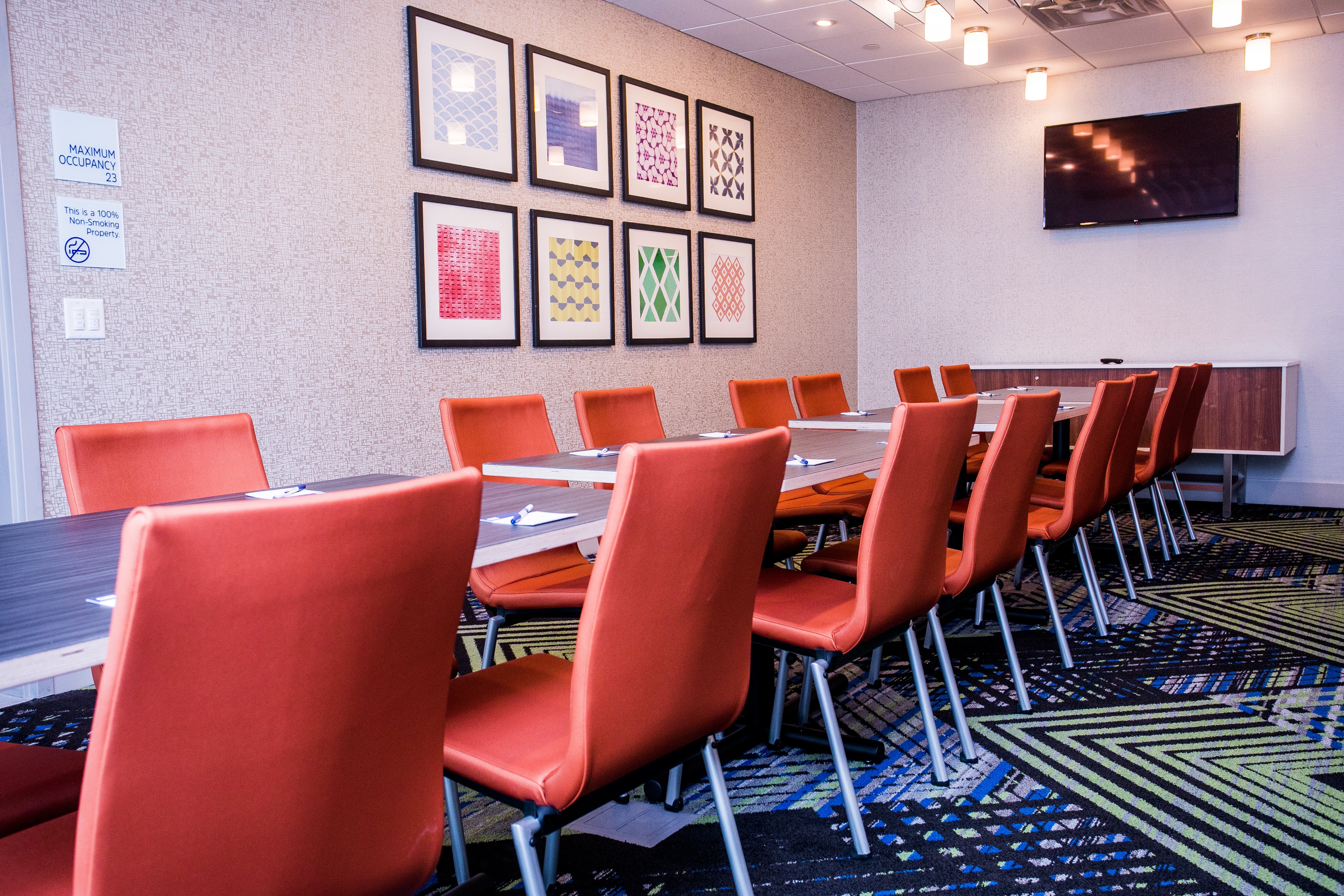 Holiday Inn Express & Suites Rehoboth Beach 46/51