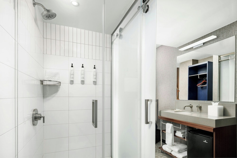 SpringHill Suites New York Manhattan/Times Square South 36/38