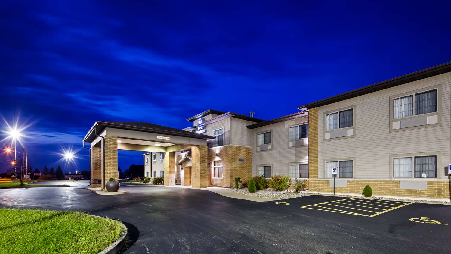 Best Western Plover-Stevens Point Hotel & Conference Ctr 18/20