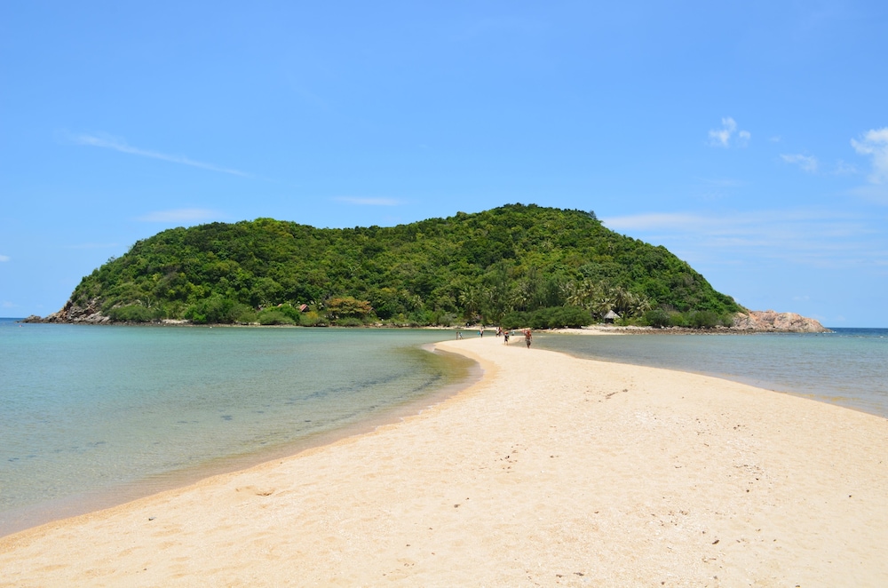 MAEHAAD BAY RESORT 63/68