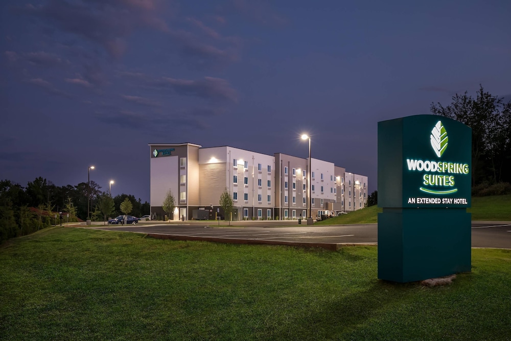 WoodSpring Suites Anderson North I-85 52/58