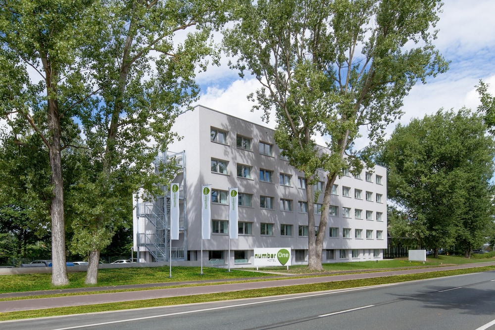 numberOne Hotel 33/44