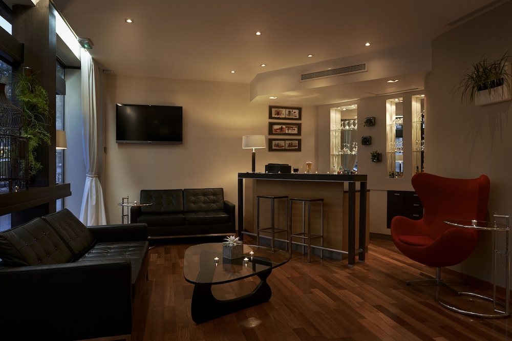 Hôtel Verlain 30/38