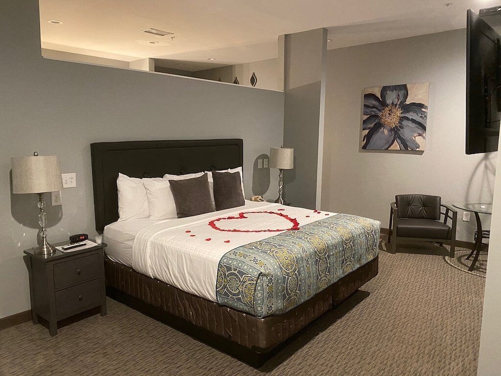Belamere Suites 7/20