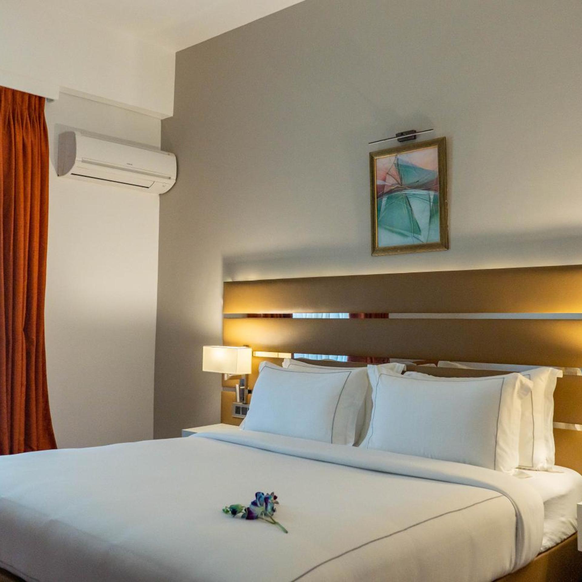 Country Inn Tarika Riverside Resort Jim Corbett 24/63