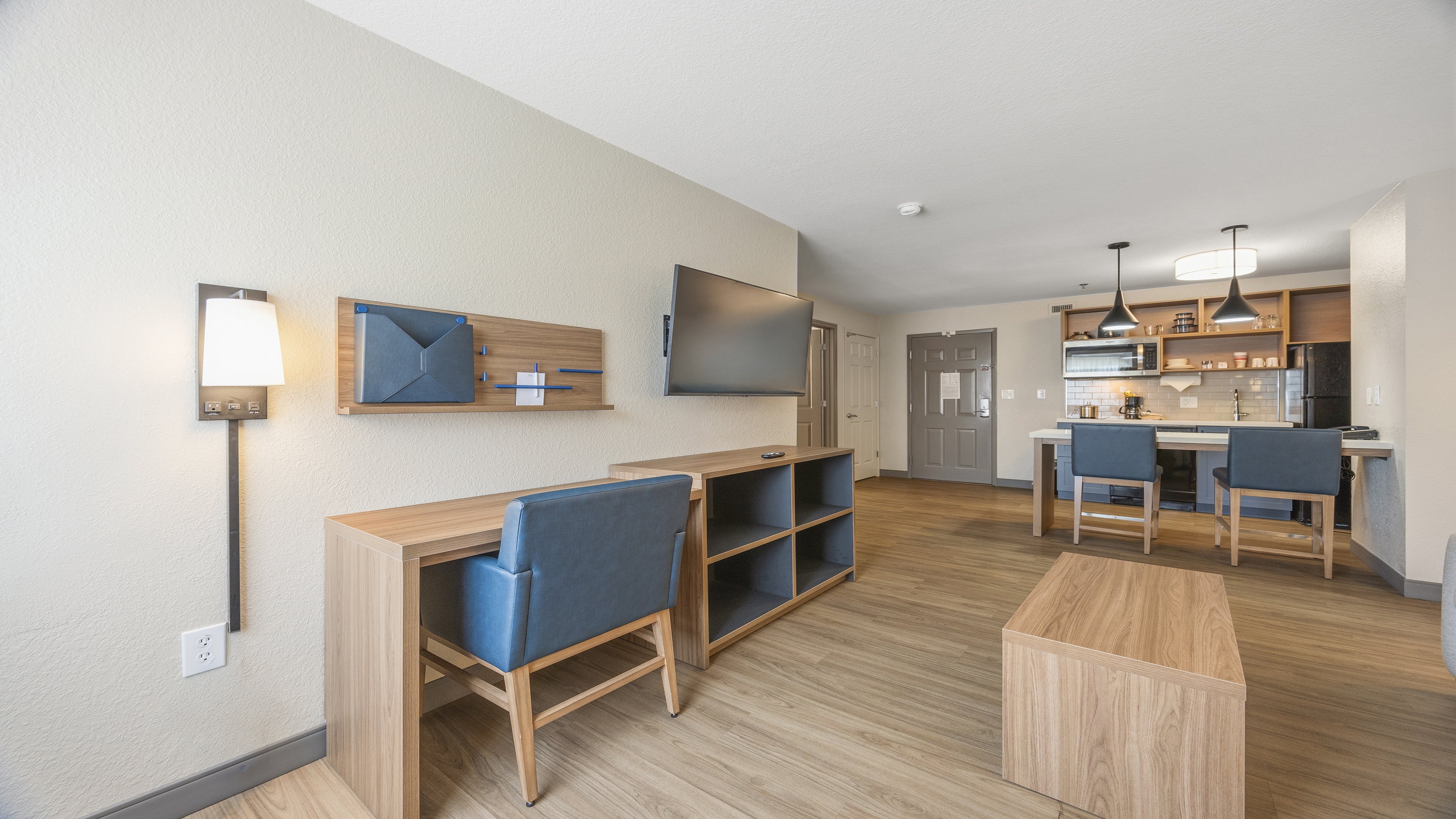 Candlewood Suites Macon 46/70