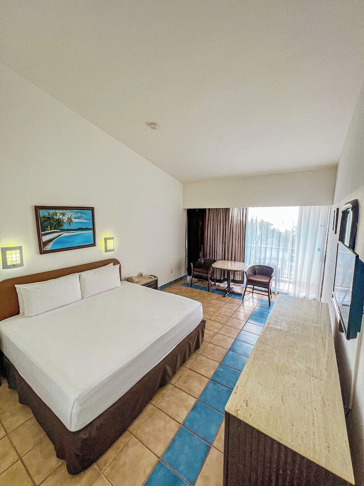 Cozumel Hotel & Resort 14/50