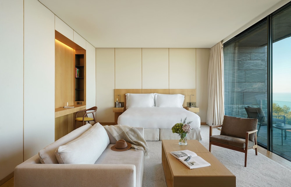 جناح بانورامي جونيور بسرير كينج، Hotel Akelarre 3/10