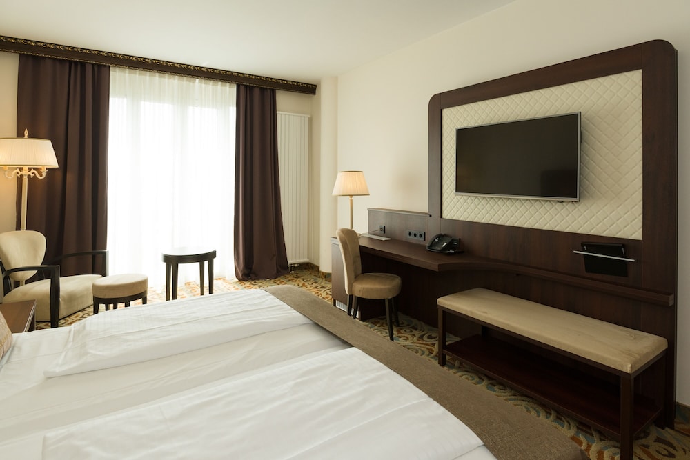 Hotel Schopenhauer Hof 12/42