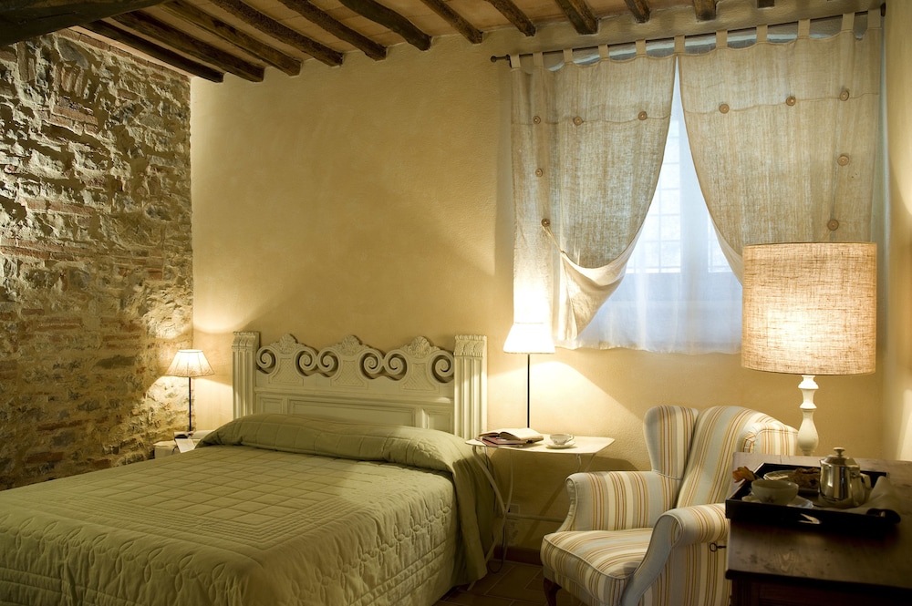 Borgo Di Pietrafitta Relais 24/74