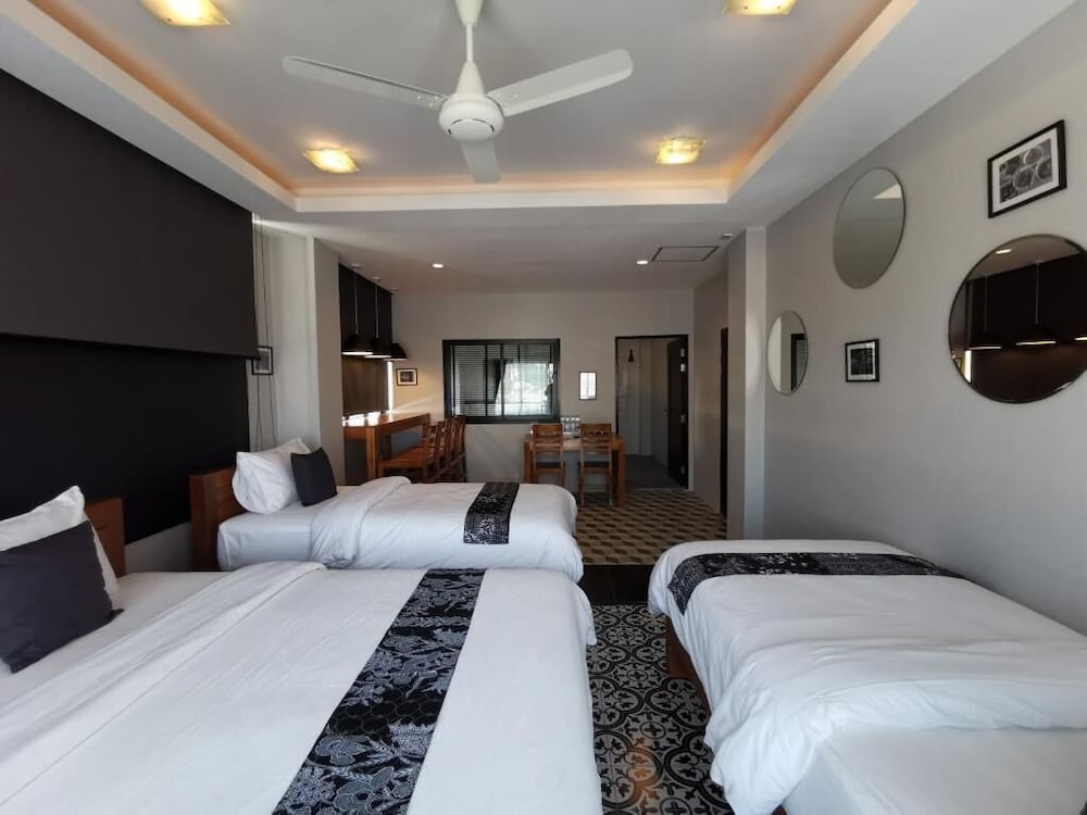 The Besavana Phuket 17/68