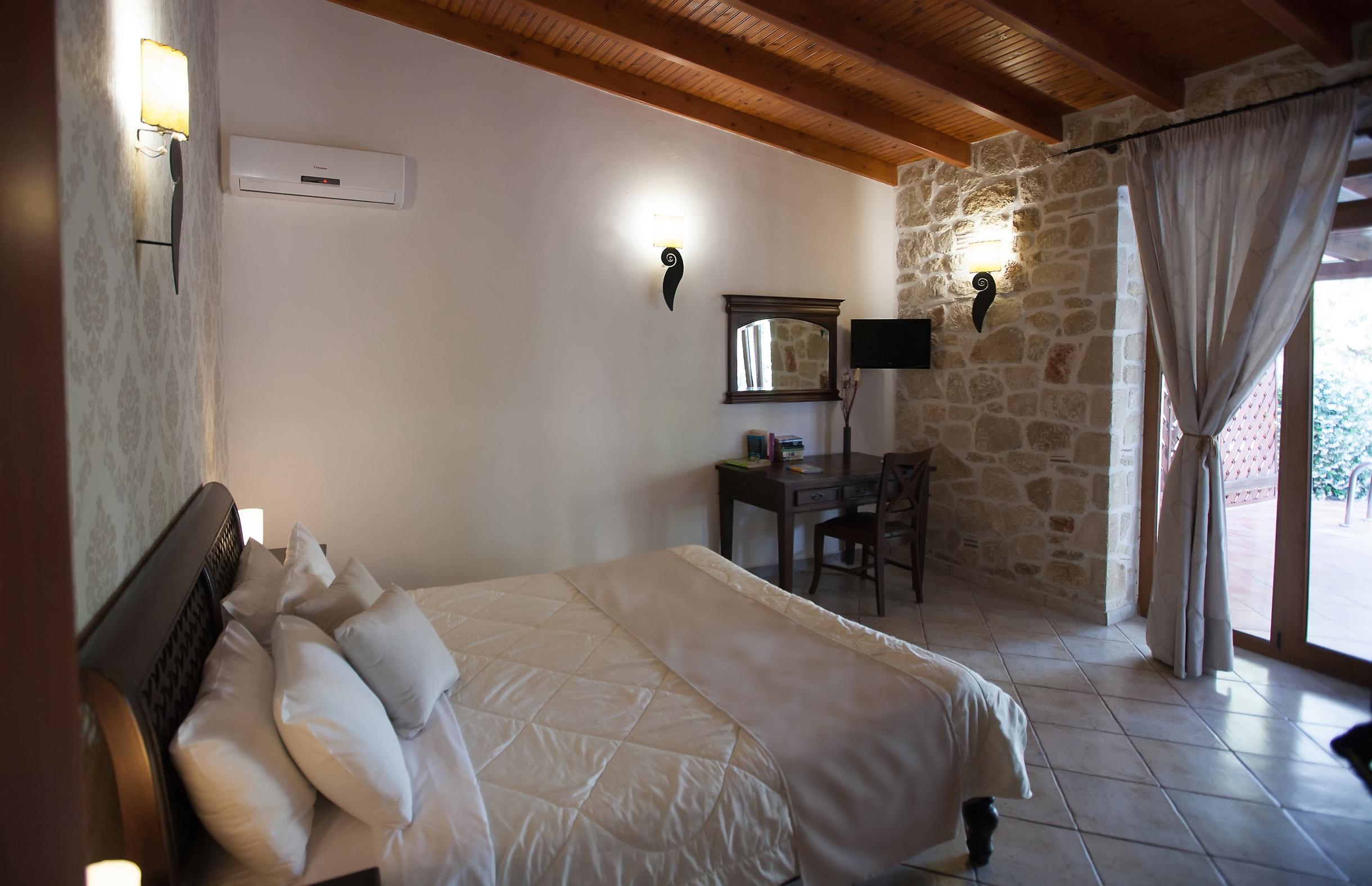 2 Bedrooms, Executive, Suite, Side Sea View, Private Pool