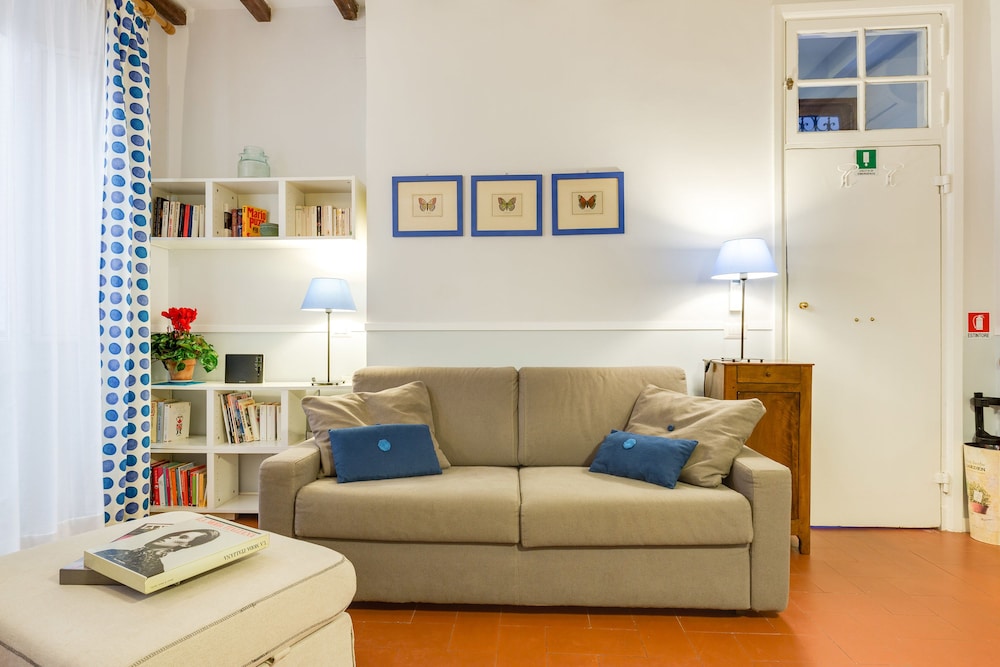 Rome as you feel - Piazza dei Satiri 32/50