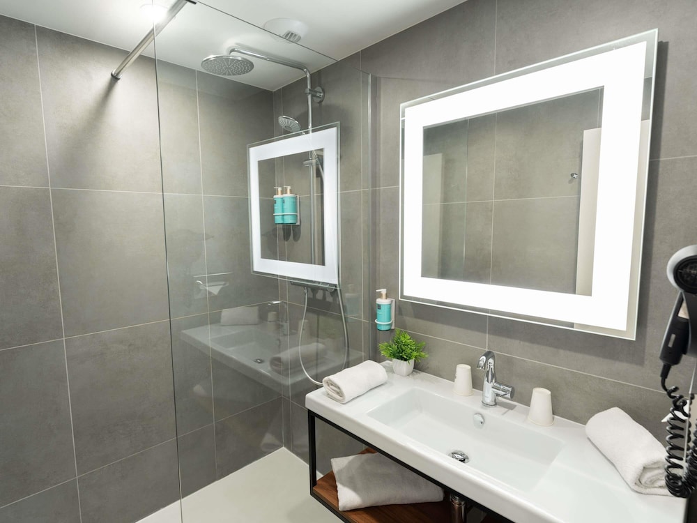 Novotel Antibes Sophia Antipolis 45/48