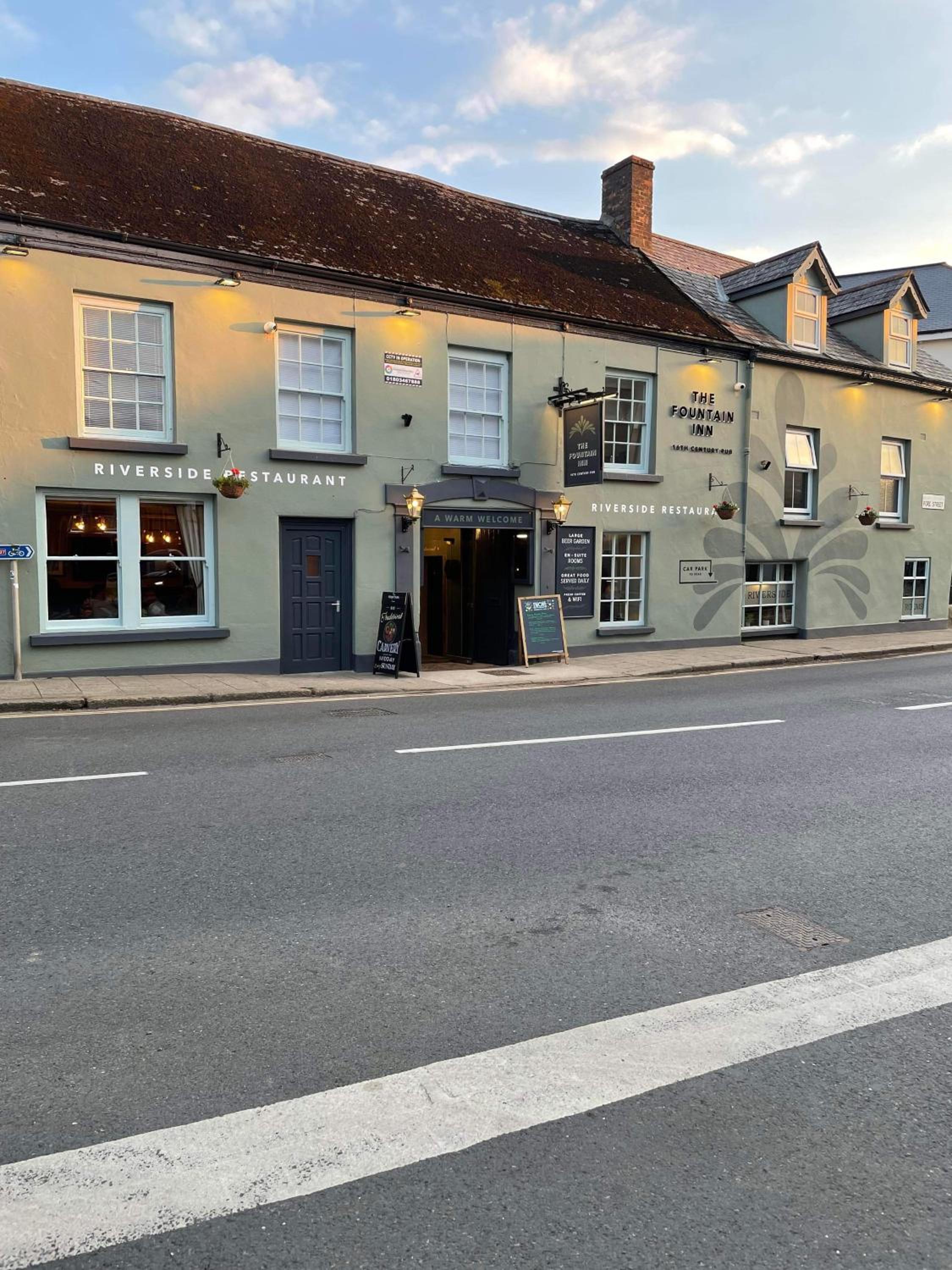 The Fountain Inn 23/23