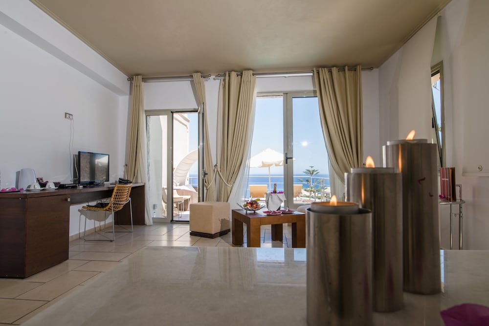 Antinea Suites and Spa 46/75